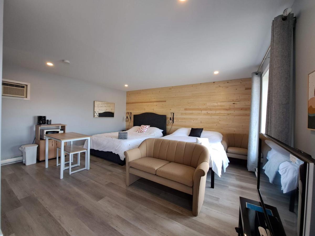 Habitations Zenith Appartement Sainte-Anne-de-Beaupré Buitenkant foto