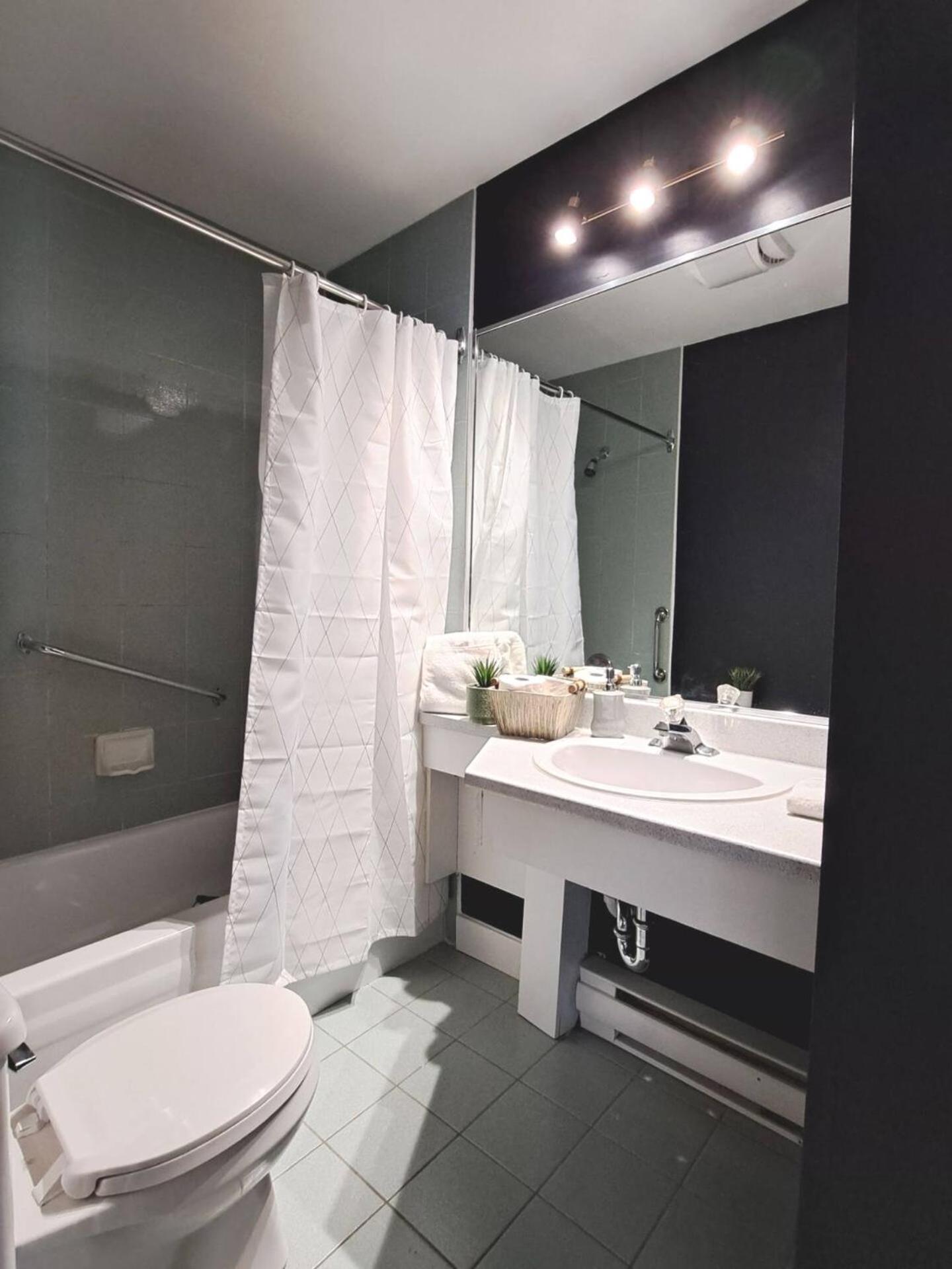 Habitations Zenith Appartement Sainte-Anne-de-Beaupré Buitenkant foto